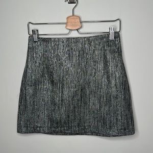✨ 3 for $35 ✨ H&M Metallic Silver Mini Skirt